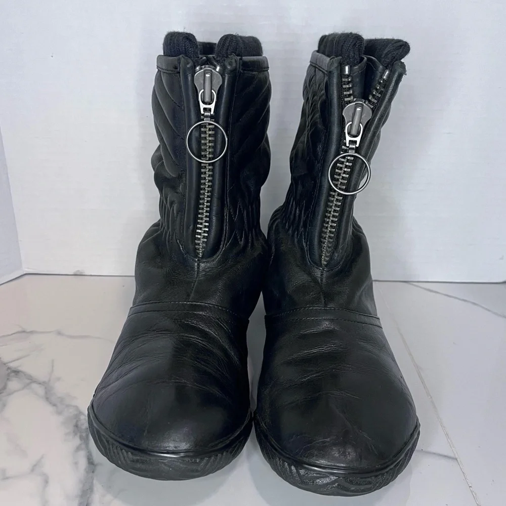 SOREL Firenzie Black Leather Ankle Boots Women’s Size 7.5 Winter Zip Waterproof